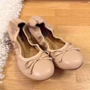 Beige Ballet Flats with Bow